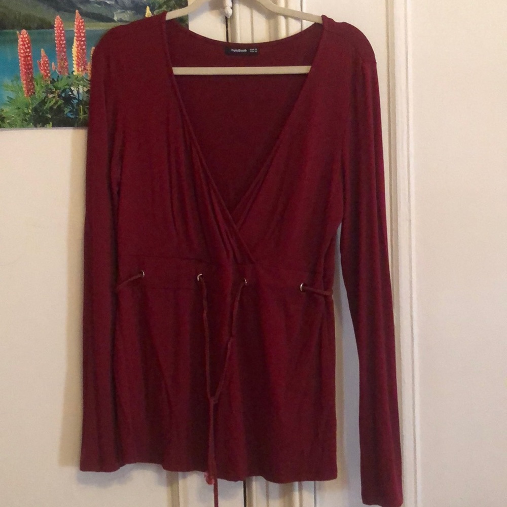 Women’s sexy low cut PattyBoutik top
